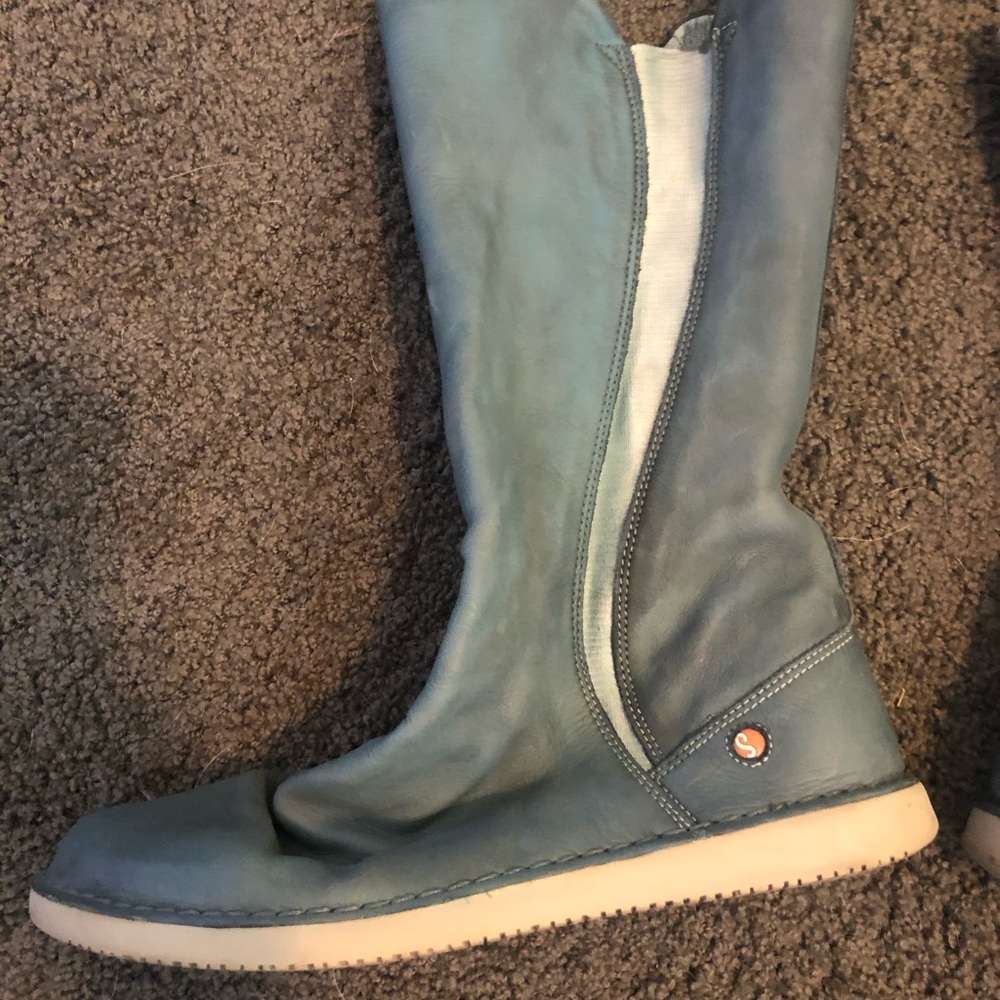 Calf high boots